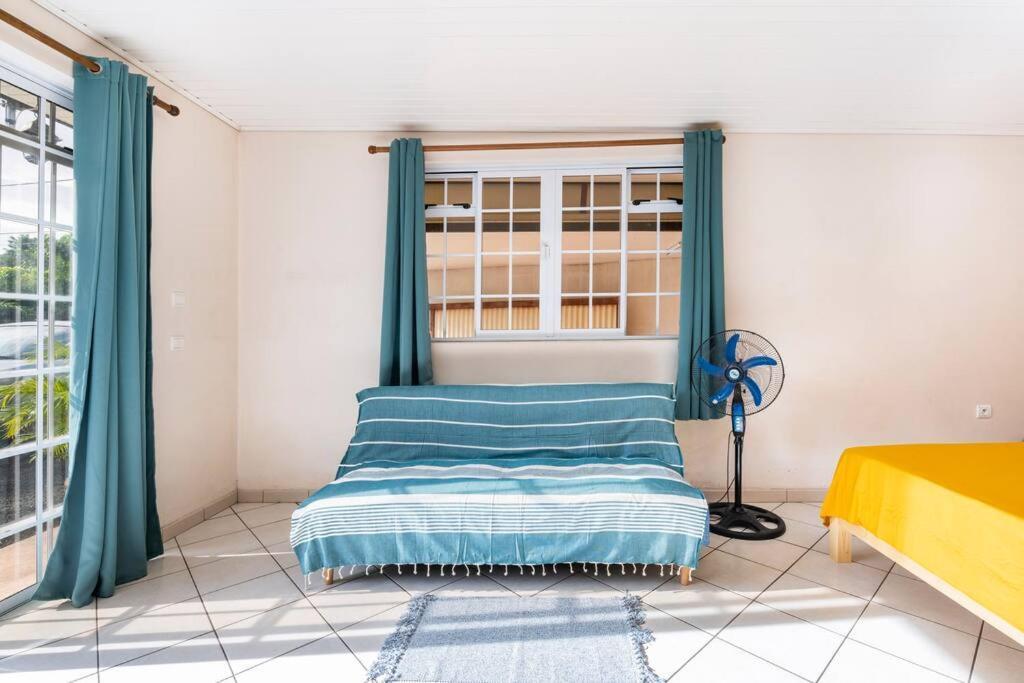 Chaine Lodge Maison Entiere Free Parking & Wifi 3Min De L'Aeroport Faaa Εξωτερικό φωτογραφία