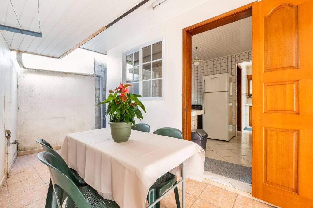Chaine Lodge Maison Entiere Free Parking & Wifi 3Min De L'Aeroport Faaa Εξωτερικό φωτογραφία