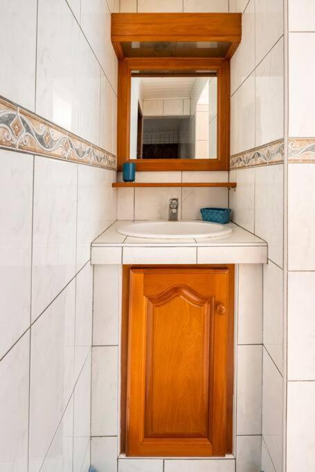 Chaine Lodge Maison Entiere Free Parking & Wifi 3Min De L'Aeroport Faaa Εξωτερικό φωτογραφία