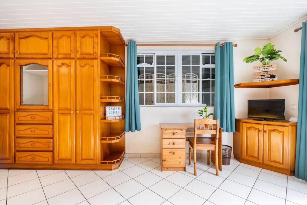 Chaine Lodge Maison Entiere Free Parking & Wifi 3Min De L'Aeroport Faaa Εξωτερικό φωτογραφία